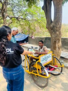 ICCPL Foundation Team Demonstrates Spirit of Service on Akshaya Tritiya, Distributes Chilled Buttermilk to Commuters | The Property Times